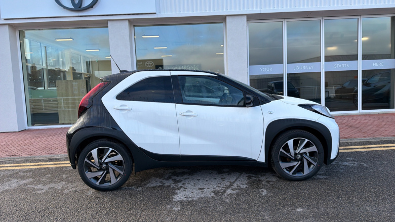 Toyota Aygo X 1.0 VVT-i Edge 5dr Petrol Hatchback